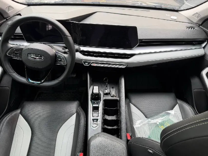 2024 Geely Binray 1.5T 181HP L4 7DCT,autocango,china used car exporter,china ev exporter,chinese used car exporter,chinese used ev exporter