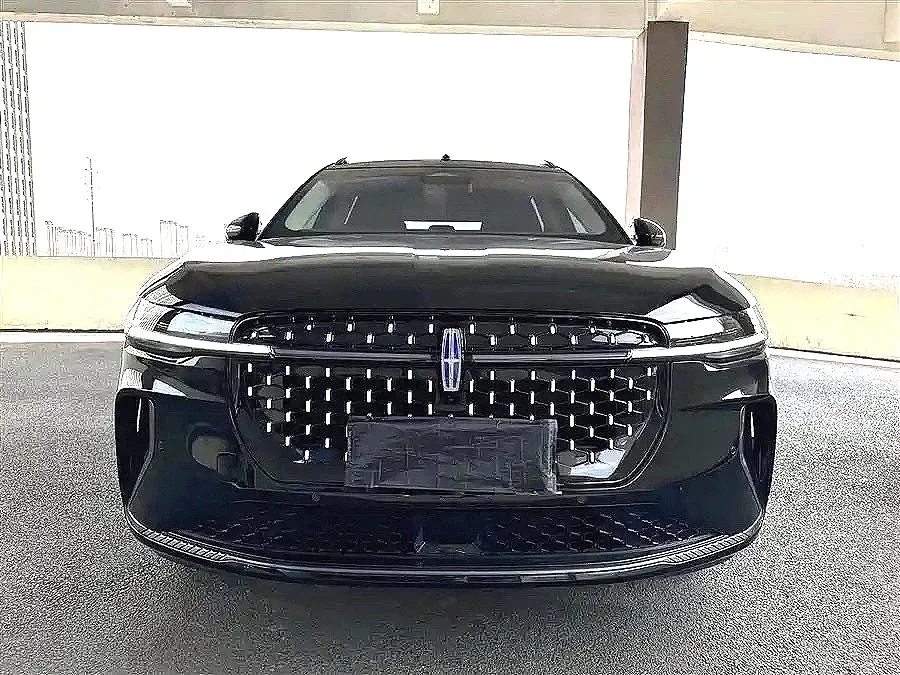 2023 Lincoln Nautilus 2.0T 261HP L4 8AT,autocango,china used car exporter,china ev exporter,chinese used car exporter,chinese used ev exporter
