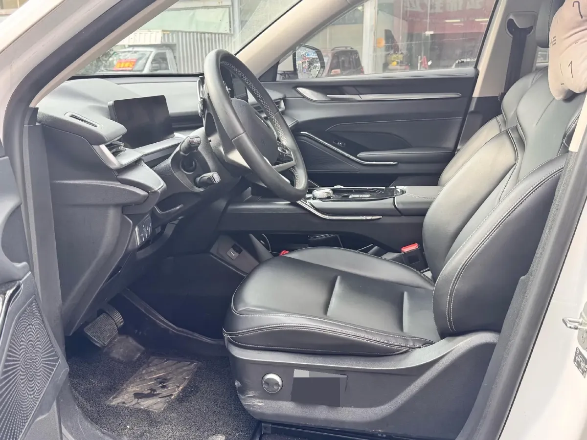 2021 Haval H6 1.5T 169HP L4 7DCT,autocango,china used car exporter,china ev exporter,chinese used car exporter,chinese used ev exporter