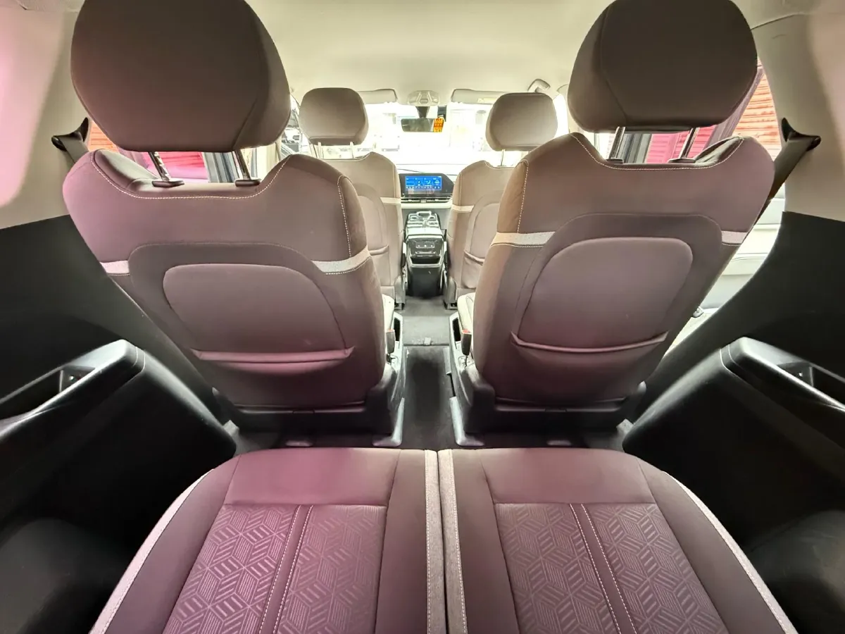 2022 WuLing KaiJie 1.5T 147HP L4 CVT,autocango,china used car exporter,china ev exporter,chinese used car exporter,chinese used ev exporter