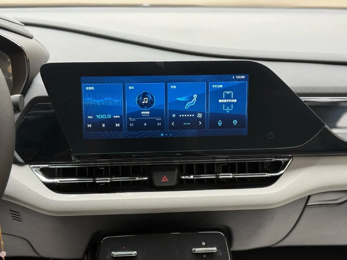 2022 WuLing KaiJie 1.5T 147HP L4 CVT,autocango,china used car exporter,china ev exporter,chinese used car exporter,chinese used ev exporter