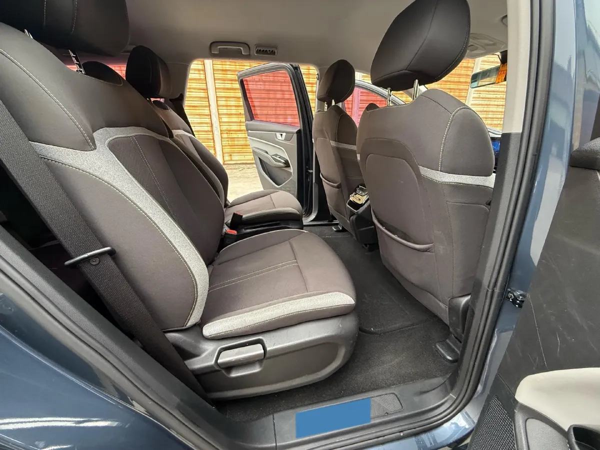 2022 WuLing KaiJie 1.5T 147HP L4 CVT,autocango,china used car exporter,china ev exporter,chinese used car exporter,chinese used ev exporter