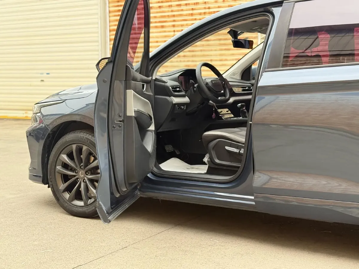 2022 WuLing KaiJie 1.5T 147HP L4 CVT,autocango,china used car exporter,china ev exporter,chinese used car exporter,chinese used ev exporter