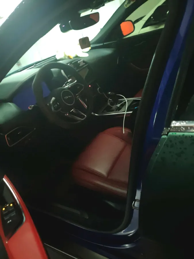 2020 Jaguar XEL 2.0T 200HP L4 8AT,autocango,china used car exporter,china ev exporter,chinese used car exporter,chinese used ev exporter