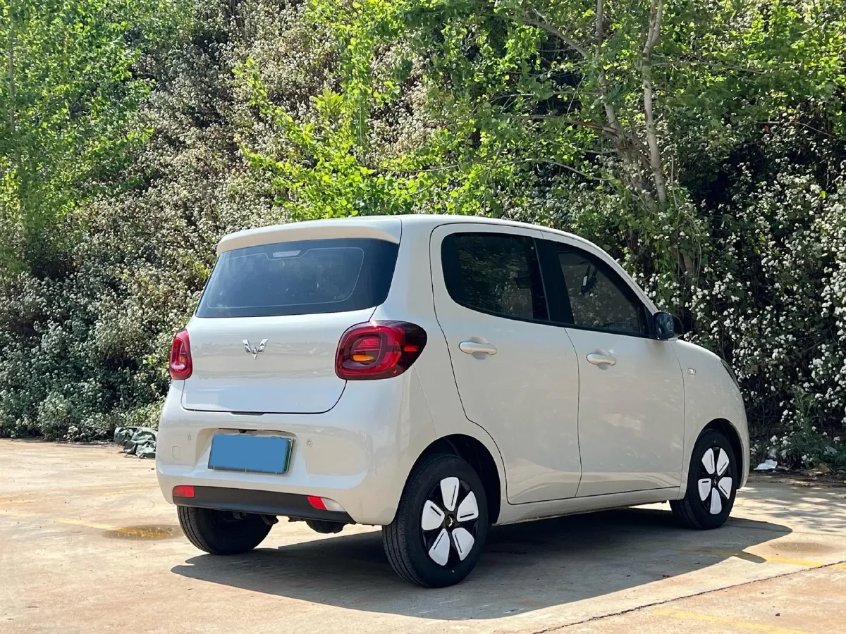 2025 WuLing HongGuang MINI EV BEV 16.2KWH,autocango,china used car exporter,china ev exporter,chinese used car exporter,chinese used ev exporter