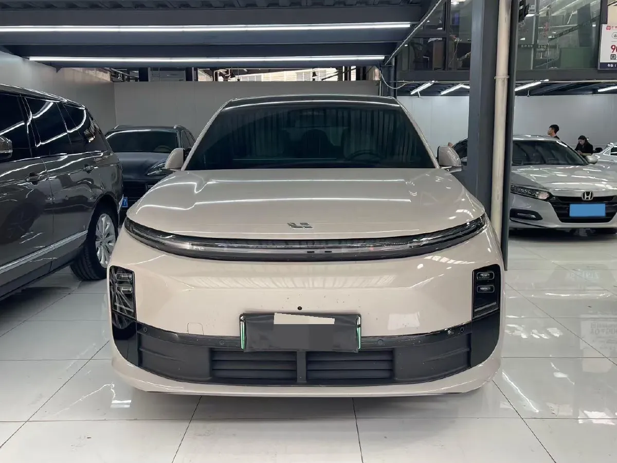 2024 Li L6 Range Extended 154HP L4 REEV 36.8KWH,autocango,china used car exporter,china ev exporter,chinese used car exporter,chinese used ev exporter
