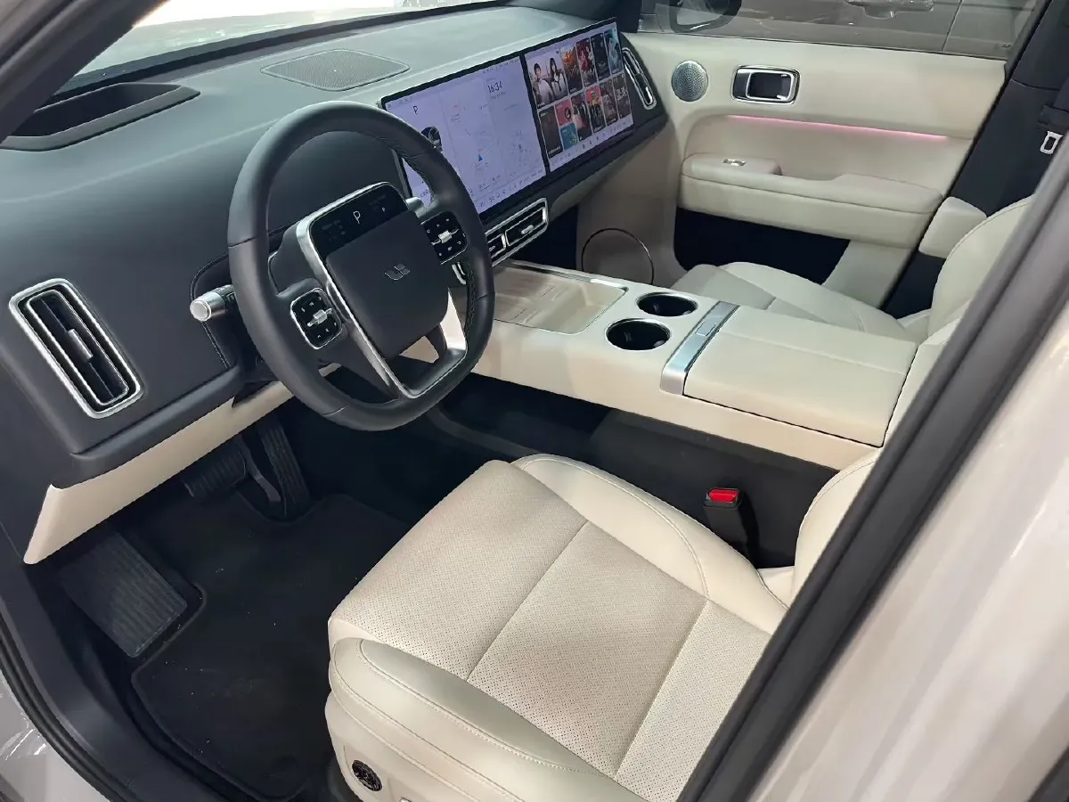 2024 Li L6 Range Extended 154HP L4 REEV 36.8KWH,autocango,china used car exporter,china ev exporter,chinese used car exporter,chinese used ev exporter