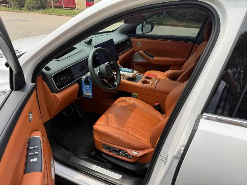 2026 AITO AITO M7 REEV 160HP REEV,autocango,china used car exporter,china ev exporter,chinese used car exporter,chinese used ev exporter