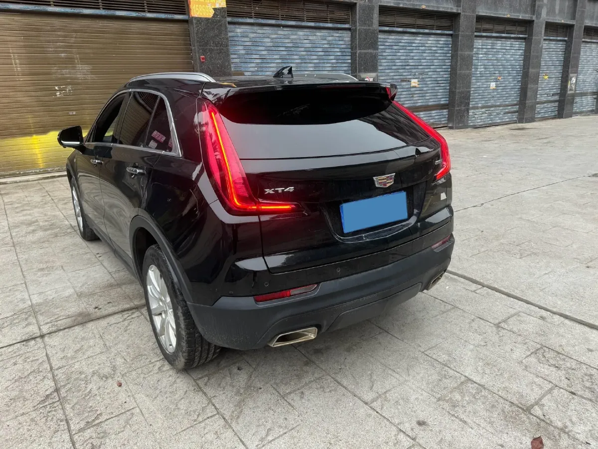 2021 Cadillac XT4 2.0T 237HP L4 9AT,autocango,china used car exporter,china ev exporter,chinese used car exporter,chinese used ev exporter