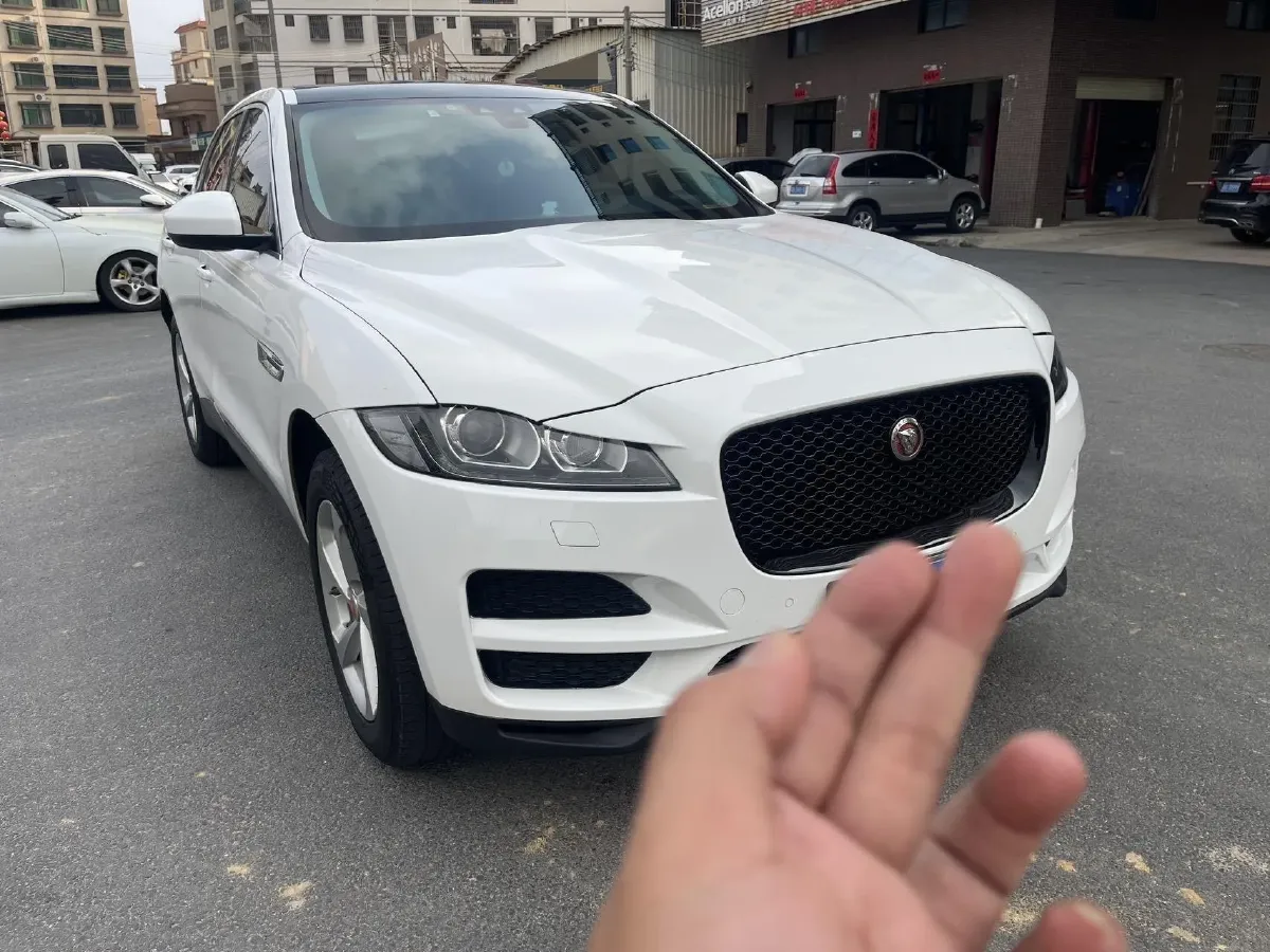 2020 Jaguar F-PACE 2.0T 250HP L4 8AT,autocango,china used car exporter,china ev exporter,chinese used car exporter,chinese used ev exporter