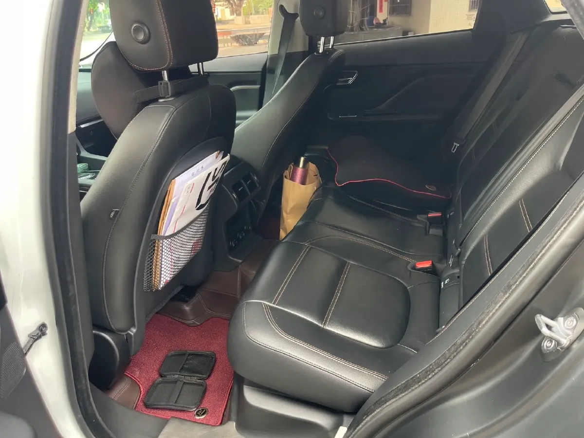 2020 Jaguar F-PACE 2.0T 250HP L4 8AT,autocango,china used car exporter,china ev exporter,chinese used car exporter,chinese used ev exporter