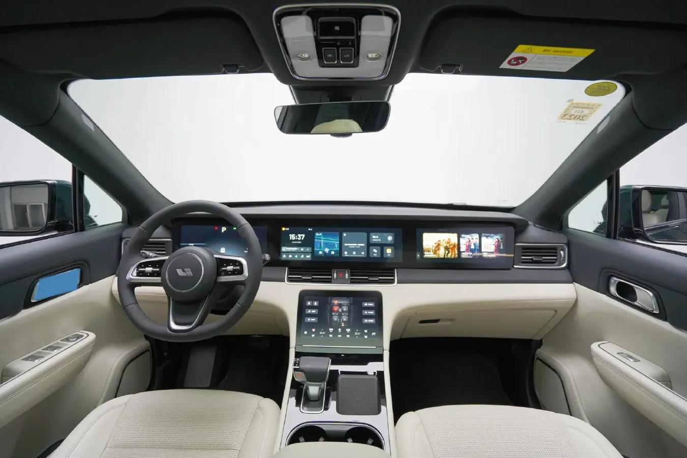 2021 Li ONE Range Extended 131HP REEV 40.5KWH,autocango,china used car exporter,china ev exporter,chinese used car exporter,chinese used ev exporter