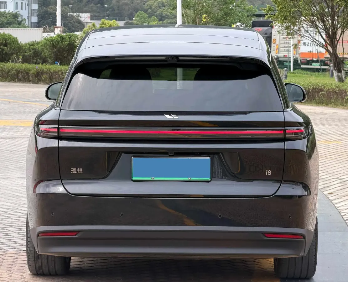 2025 Li i8 BEV,autocango,china used car exporter,china ev exporter,chinese used car exporter,chinese used ev exporter