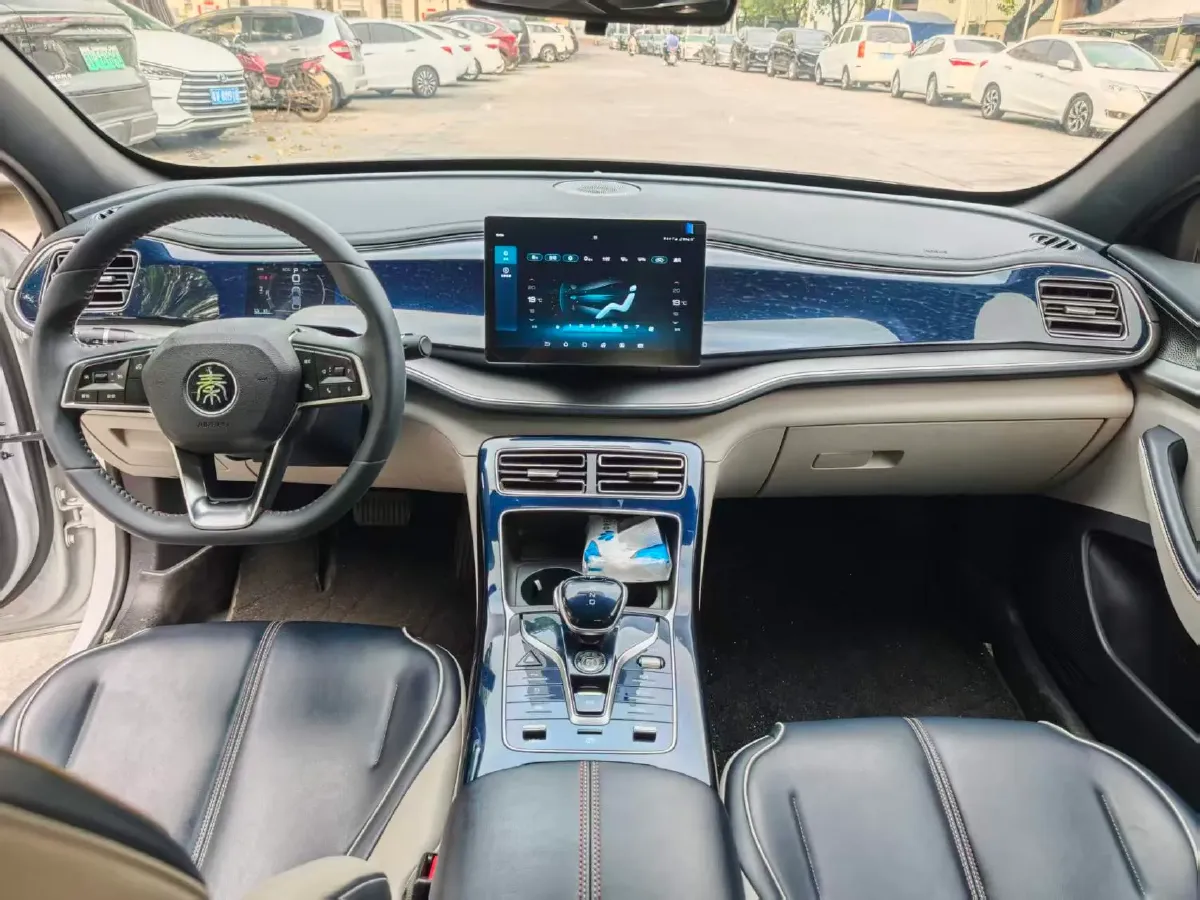 2021 Haval F7 1.5T 169HP L4 7DCT,autocango,china used car exporter,china ev exporter,chinese used car exporter,chinese used ev exporter