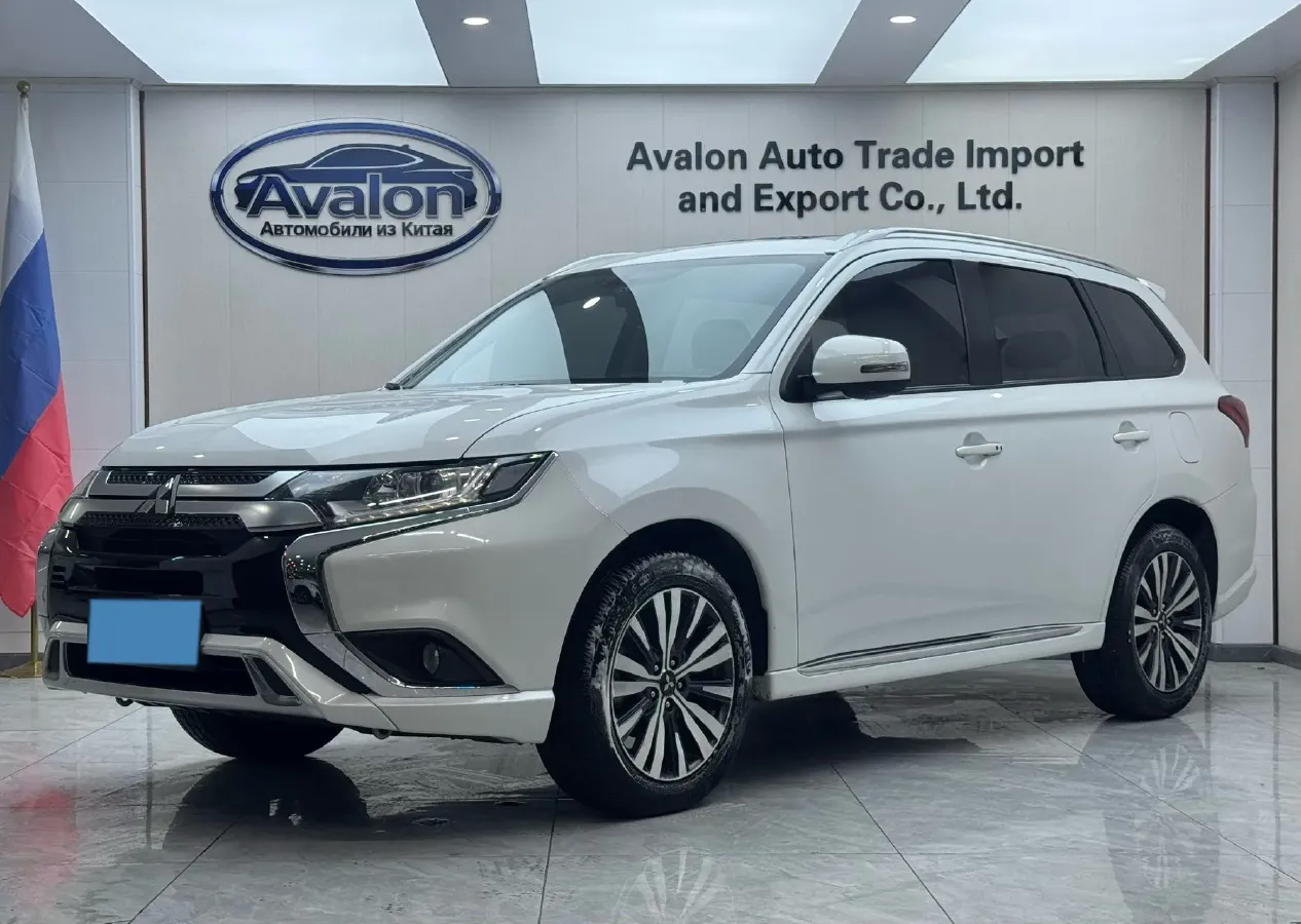 2021 Mitsubishi Outlander 2.0L 166HP L4 CVT,autocango,china used car exporter,china ev exporter,chinese used car exporter,chinese used ev exporter