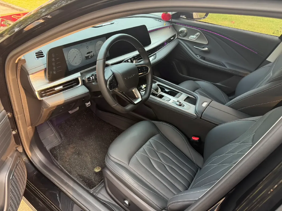 2024 Chery Arrizo 8 2.0T 254HP L4 7DCT,autocango,china used car exporter,china ev exporter,chinese used car exporter,chinese used ev exporter