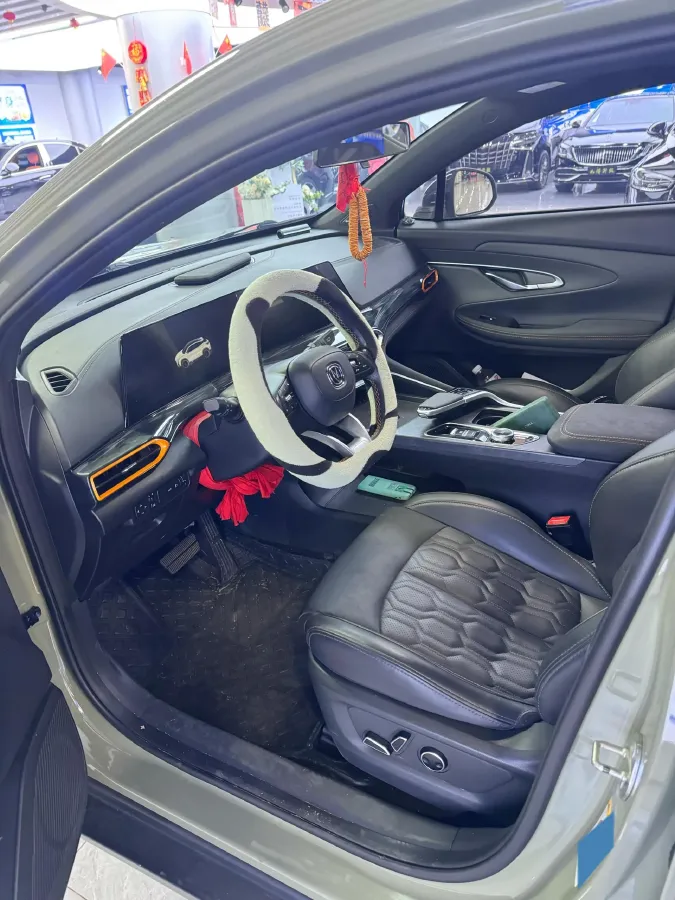 2022 ChangAn UNI-T 1.5T 188HP L4 7DCT,autocango,china used car exporter,china ev exporter,chinese used car exporter,chinese used ev exporter