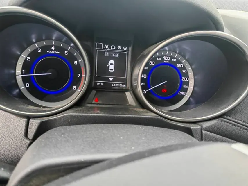 2018 ChangAn CS35 Plus 1.6L 128HP L4 5MT,autocango,china used car exporter,china ev exporter,chinese used car exporter,chinese used ev exporter