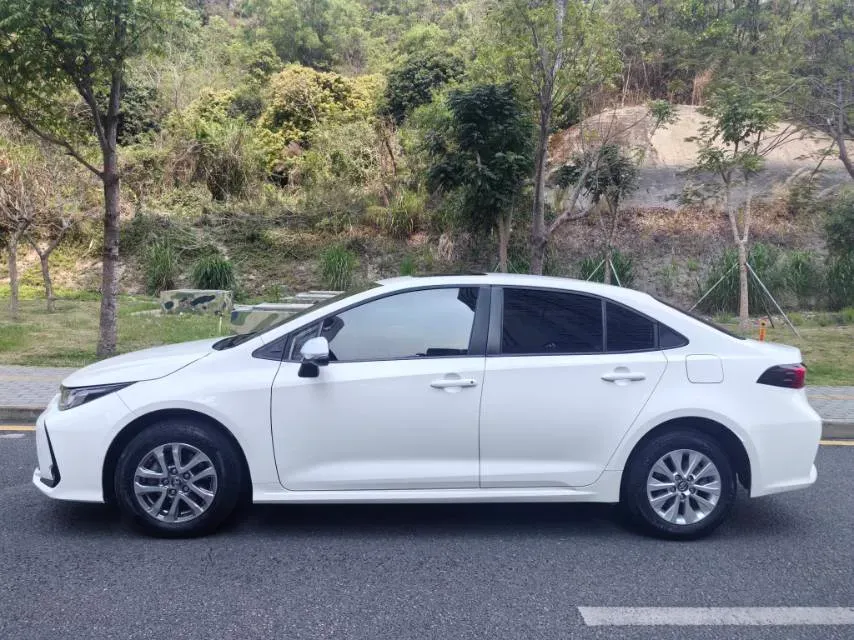 2019 Toyota Corolla 1.2T 116HP L4 CVT,autocango,china used car exporter,china ev exporter,chinese used car exporter,chinese used ev exporter