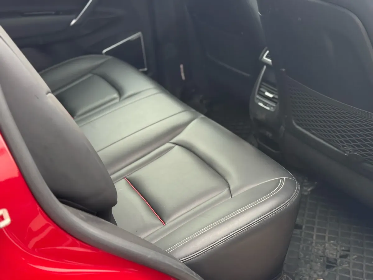 2020 Roewe i6 1.5T 169HP L4 7DCT,autocango,china used car exporter,china ev exporter,chinese used car exporter,chinese used ev exporter