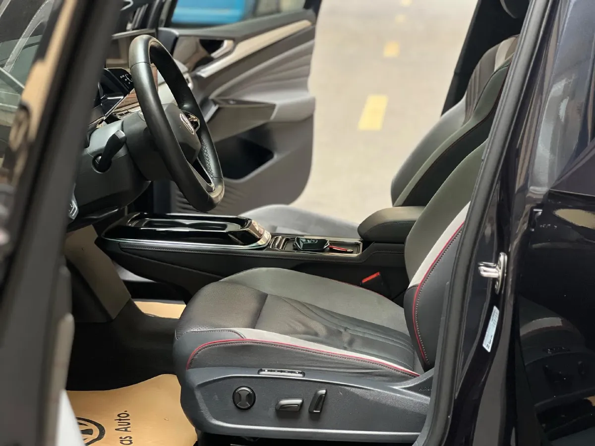 2022 Volkswagen ID.4 Crozz BEV 84.8KWH,autocango,china used car exporter,china ev exporter,chinese used car exporter,chinese used ev exporter