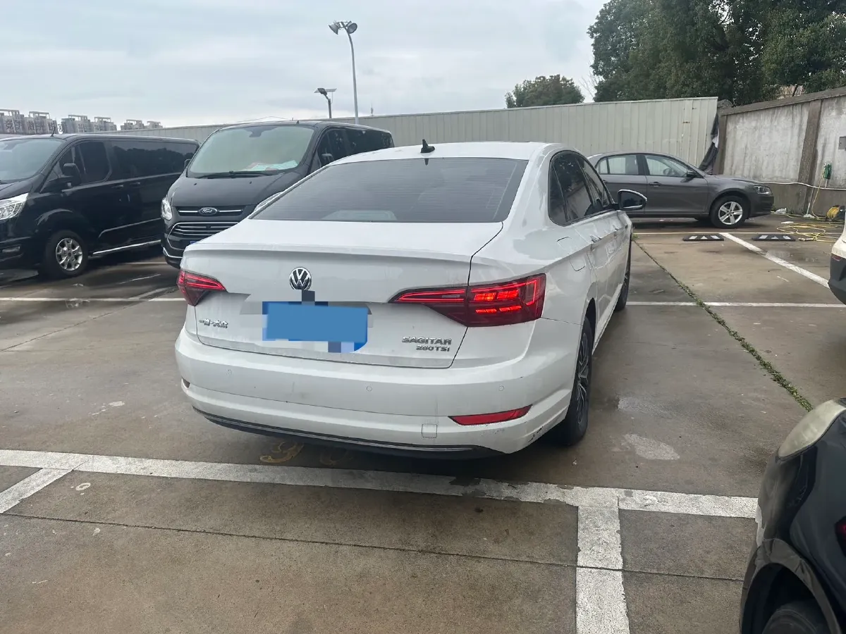 2021 Volkswagen Sagitar 1.4T 150HP L4 7DCT,autocango,china used car exporter,china ev exporter,chinese used car exporter,chinese used ev exporter