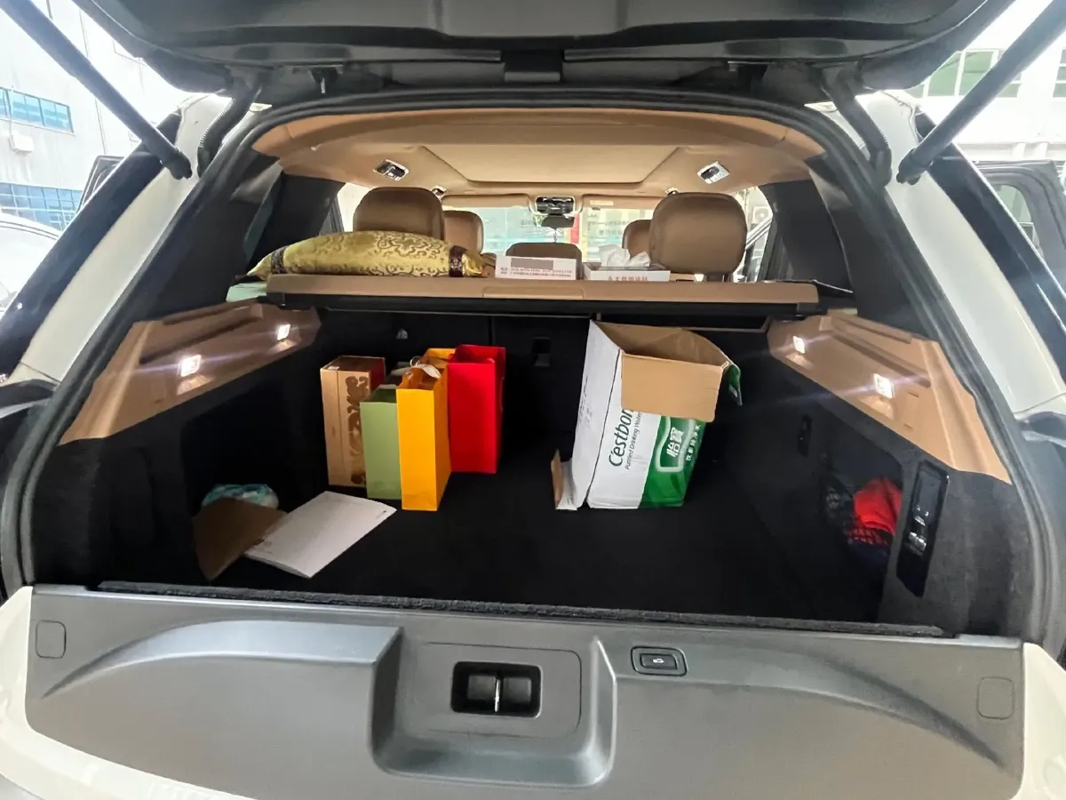 2023 Land Rover Range Rover 3.0T 360HP L6 8AT,autocango,china used car exporter,china ev exporter,chinese used car exporter,chinese used ev exporter