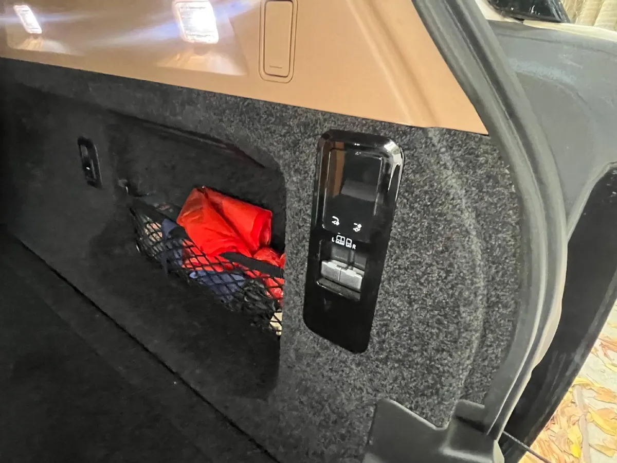 2023 Land Rover Range Rover 3.0T 360HP L6 8AT,autocango,china used car exporter,china ev exporter,chinese used car exporter,chinese used ev exporter