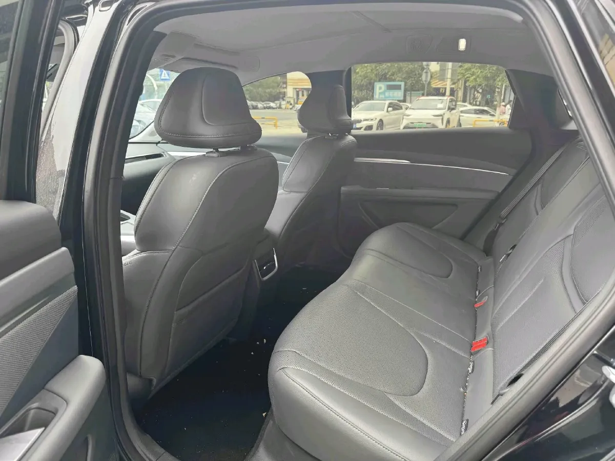 2024 Xpeng MONA M03 BEV 51.8KWH,autocango,china used car exporter,china ev exporter,chinese used car exporter,chinese used ev exporter