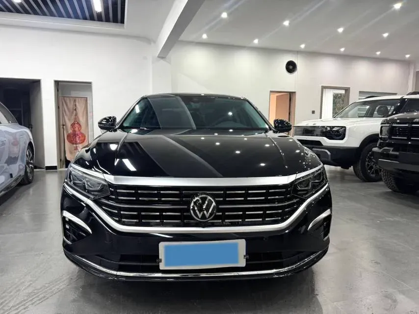 2026 Volkswagen Passat 2.0T 220HP L4 7DCT,autocango,china used car exporter,china ev exporter,chinese used car exporter,chinese used ev exporter