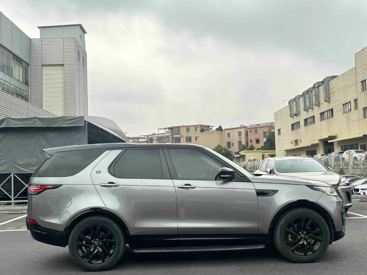 2020 Land Rover Discovery 2.0T 300HP L4 8AT,autocango,china used car exporter,china ev exporter,chinese used car exporter,chinese used ev exporter