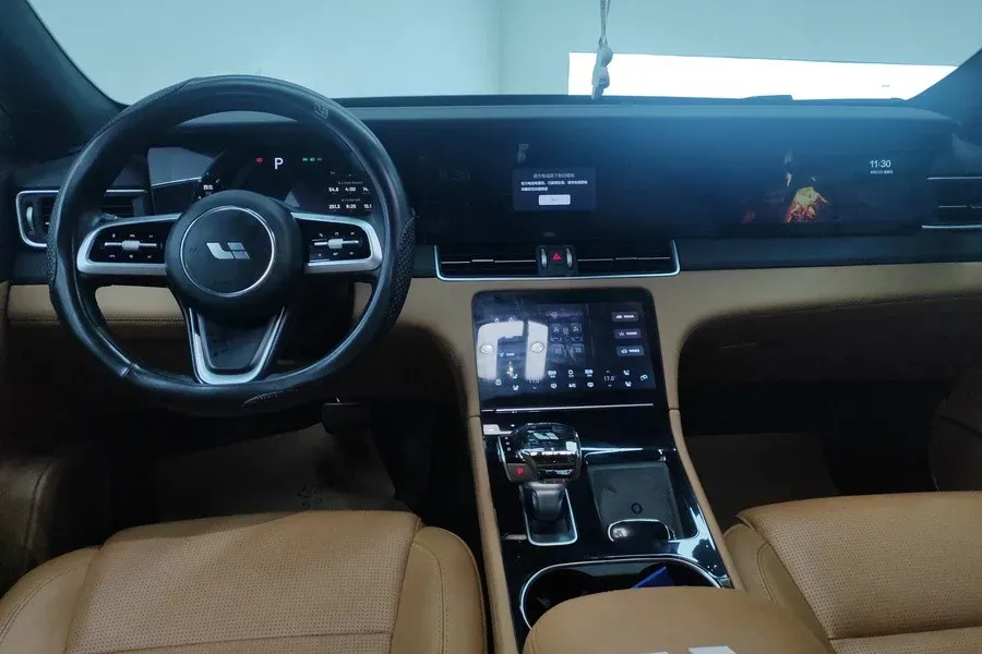 2021 Li ONE Range Extended 131HP REEV 40.5KWH,autocango,china used car exporter,china ev exporter,chinese used car exporter,chinese used ev exporter