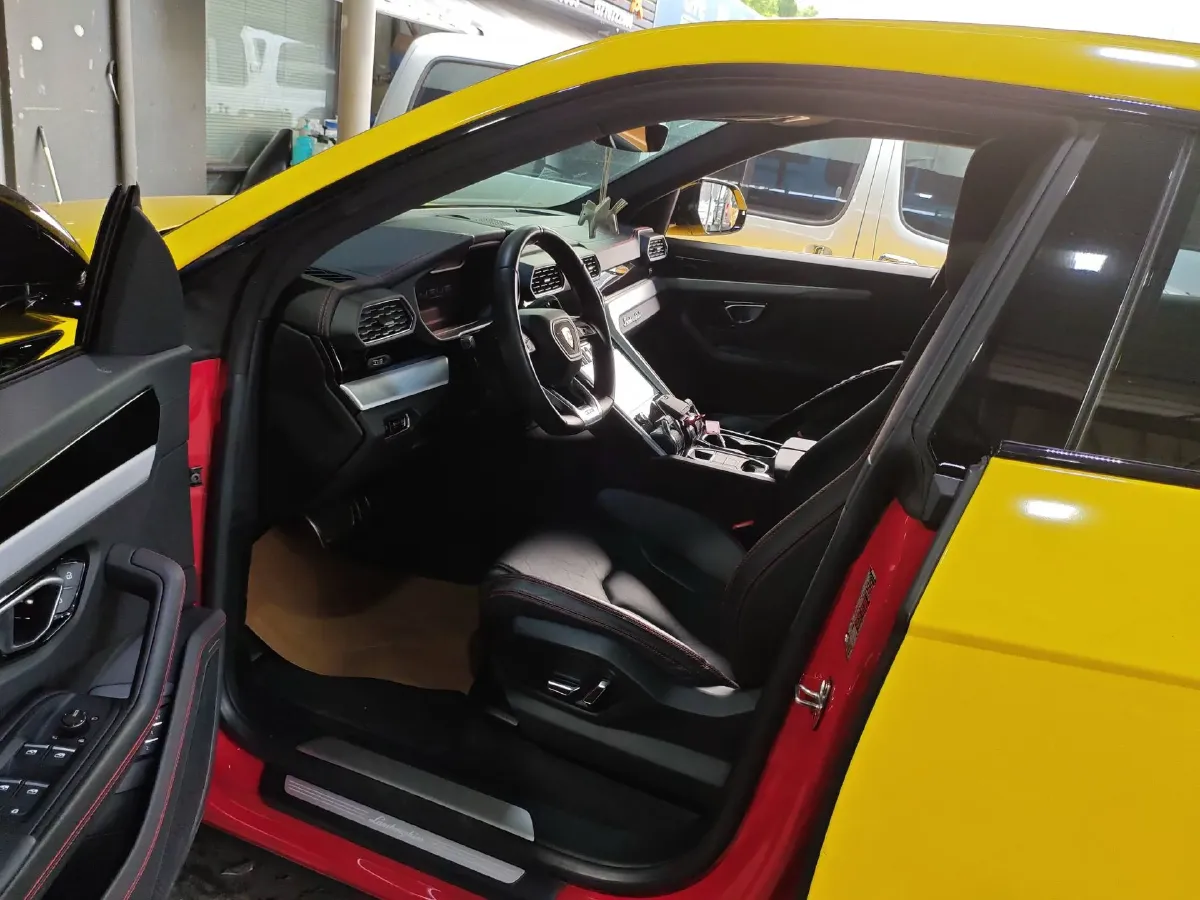 2021 Lamborghini Urus 4.0T 641HP V8 8AT,autocango,china used car exporter,china ev exporter,chinese used car exporter,chinese used ev exporter