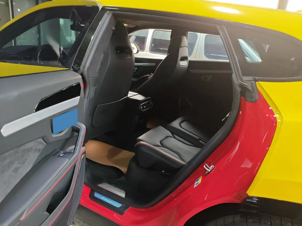 2021 Lamborghini Urus 4.0T 641HP V8 8AT,autocango,china used car exporter,china ev exporter,chinese used car exporter,chinese used ev exporter