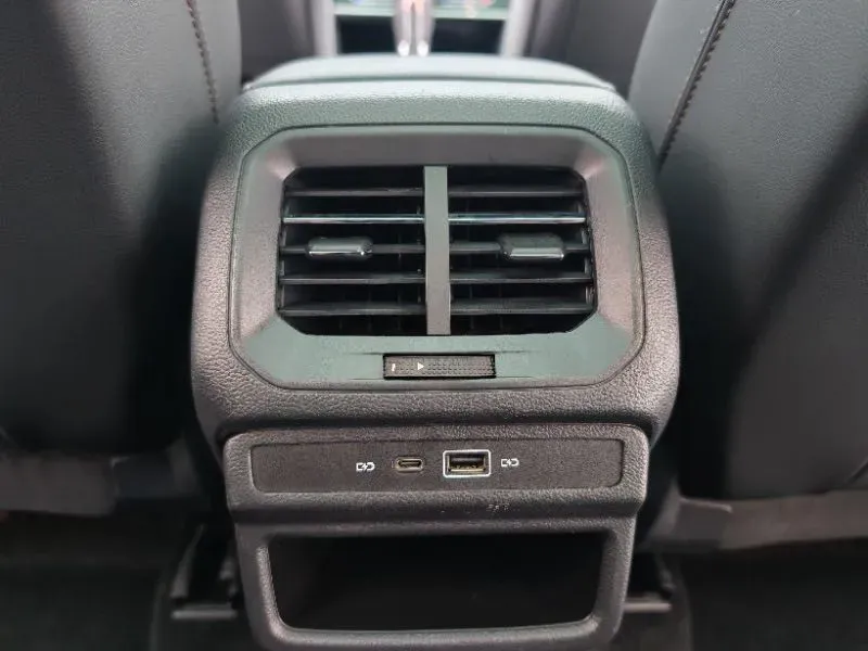 2021 Volkswagen Tharu 1.4T 150HP L4 7DCT,autocango,china used car exporter,china ev exporter,chinese used car exporter,chinese used ev exporter