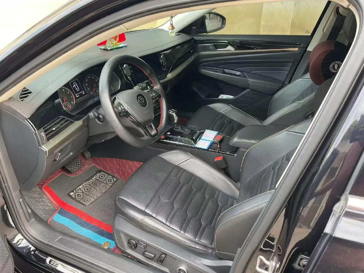 2020 Volkswagen Passat 2.0T 186HP L4 7DCT,autocango,china used car exporter,china ev exporter,chinese used car exporter,chinese used ev exporter