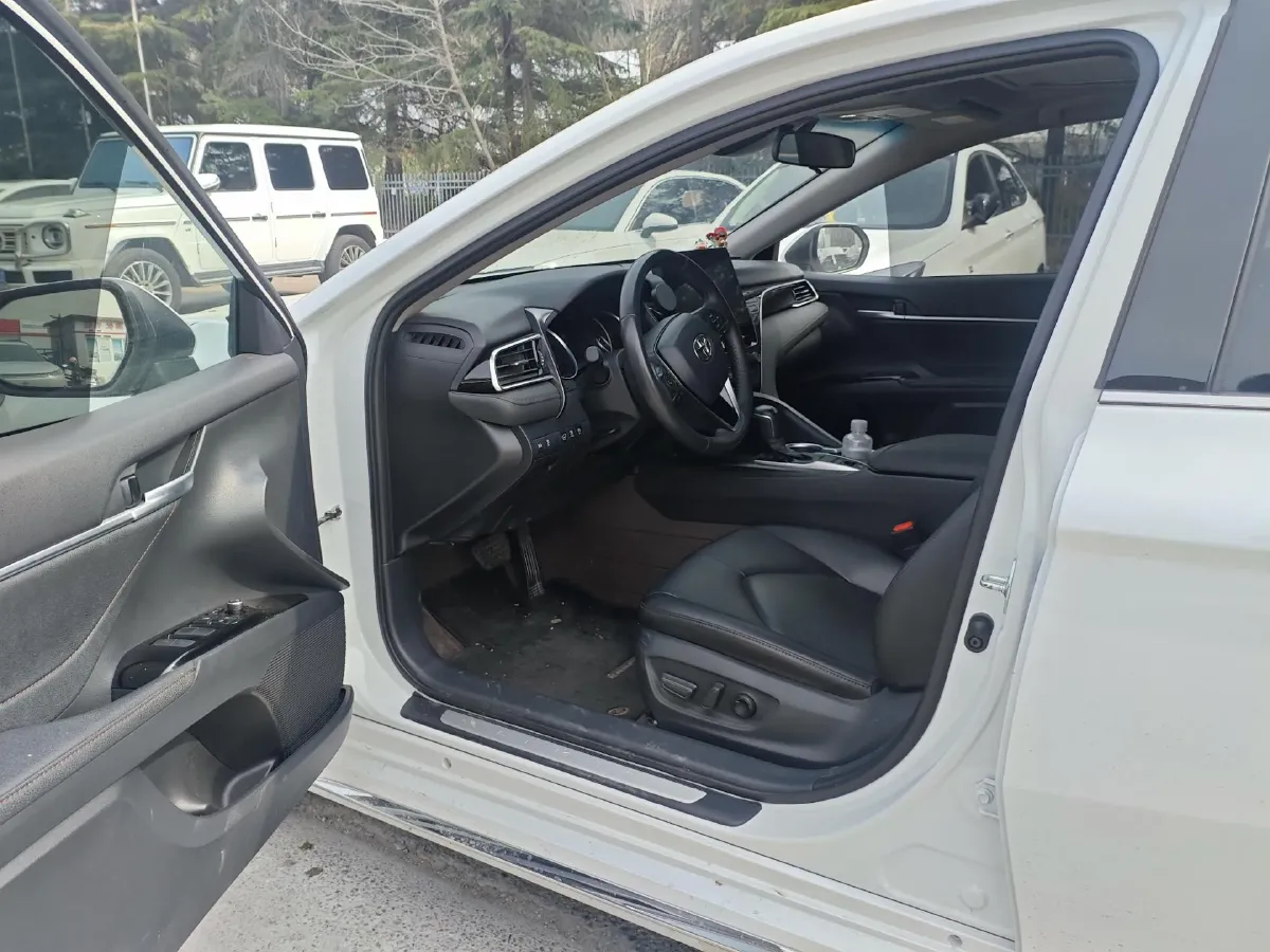 2023 Toyota Camry 2.0L 177HP L4 CVT,autocango,china used car exporter,china ev exporter,chinese used car exporter,chinese used ev exporter