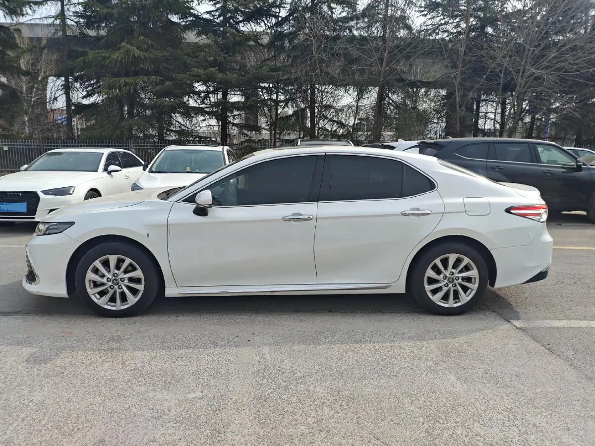 2023 Toyota Camry 2.0L 177HP L4 CVT,autocango,china used car exporter,china ev exporter,chinese used car exporter,chinese used ev exporter
