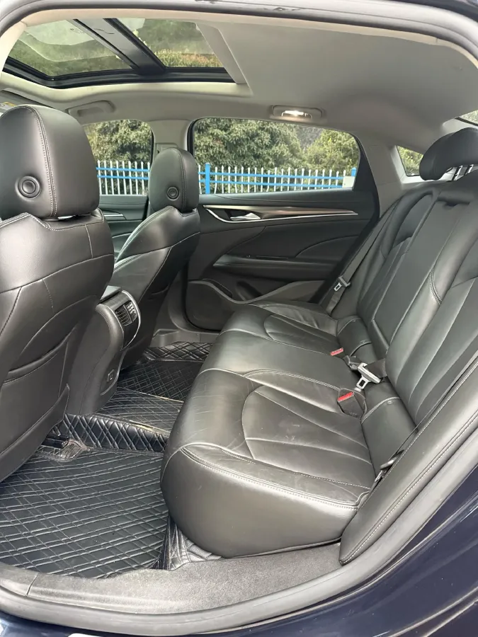 2021 Buick Larcosse 2.0T 237HP L4 9AT,autocango,china used car exporter,china ev exporter,chinese used car exporter,chinese used ev exporter
