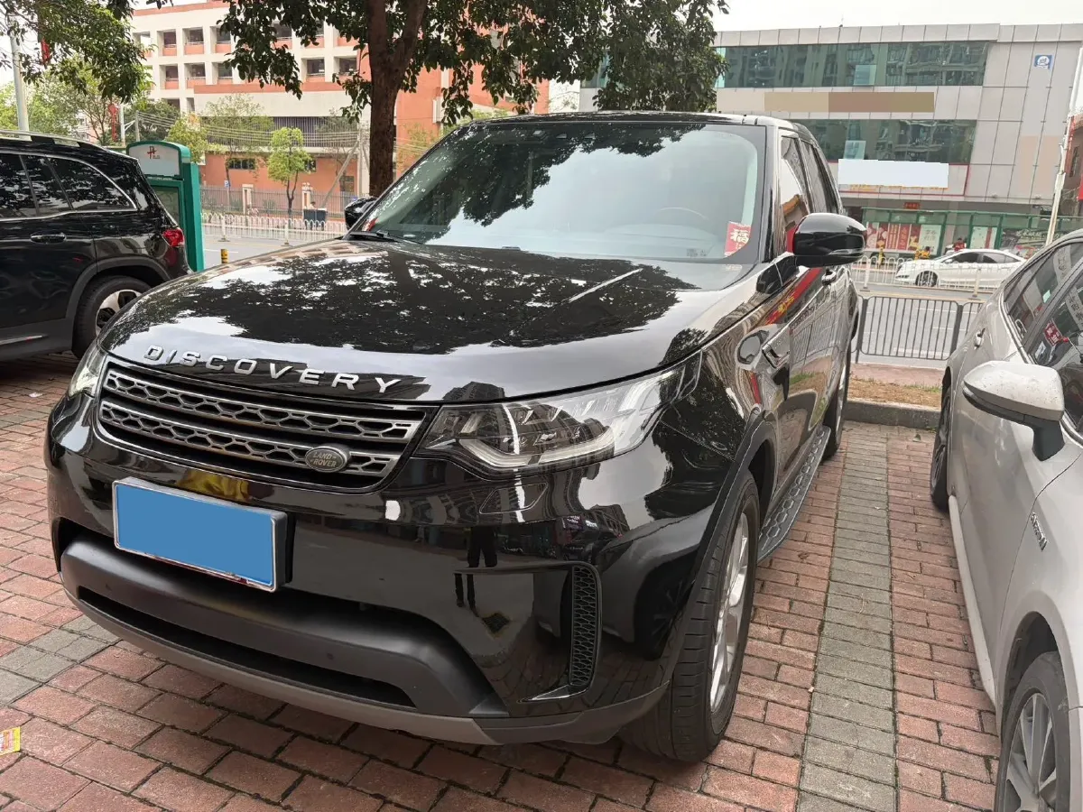 2018 Land Rover Discovery 2.0T 300HP L4 8AT,autocango,china used car exporter,china ev exporter,chinese used car exporter,chinese used ev exporter