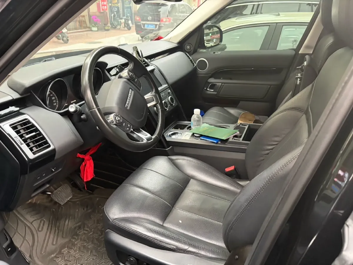 2018 Land Rover Discovery 2.0T 300HP L4 8AT,autocango,china used car exporter,china ev exporter,chinese used car exporter,chinese used ev exporter