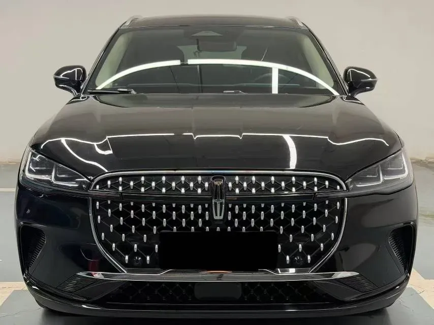 2023 Lincoln Corsair 2.0T 261HP L4 8AT,autocango,china used car exporter,china ev exporter,chinese used car exporter,chinese used ev exporter