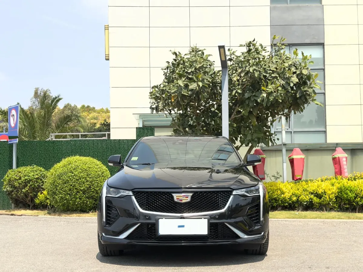 2023 Cadillac CT4 1.5T 211HP L4 8AT,autocango,china used car exporter,china ev exporter,chinese used car exporter,chinese used ev exporter