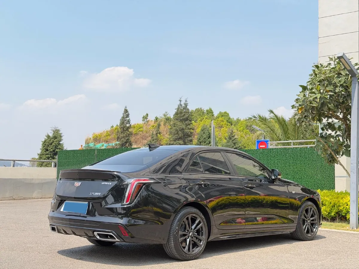 2023 Cadillac CT4 1.5T 211HP L4 8AT,autocango,china used car exporter,china ev exporter,chinese used car exporter,chinese used ev exporter