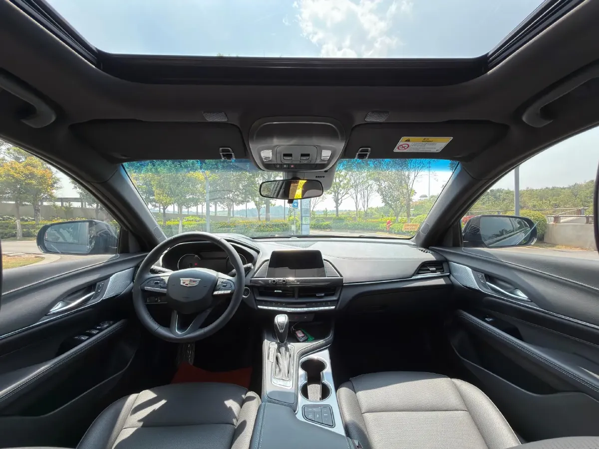 2023 Cadillac CT4 1.5T 211HP L4 8AT,autocango,china used car exporter,china ev exporter,chinese used car exporter,chinese used ev exporter