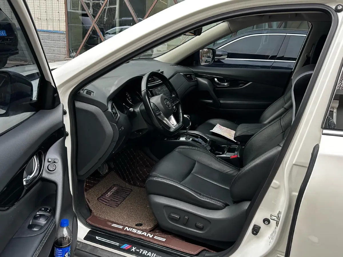 2020 Nissan X-Trail 2.0L 154HP L4 CVT,autocango,china used car exporter,china ev exporter,chinese used car exporter,chinese used ev exporter