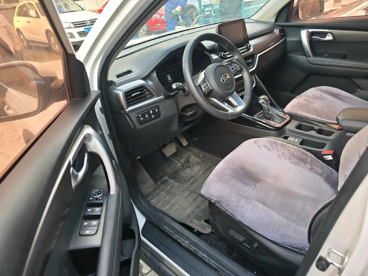 2018 Kia Sportage R 2.0L 160HP L4 6AT,autocango,china used car exporter,china ev exporter,chinese used car exporter,chinese used ev exporter