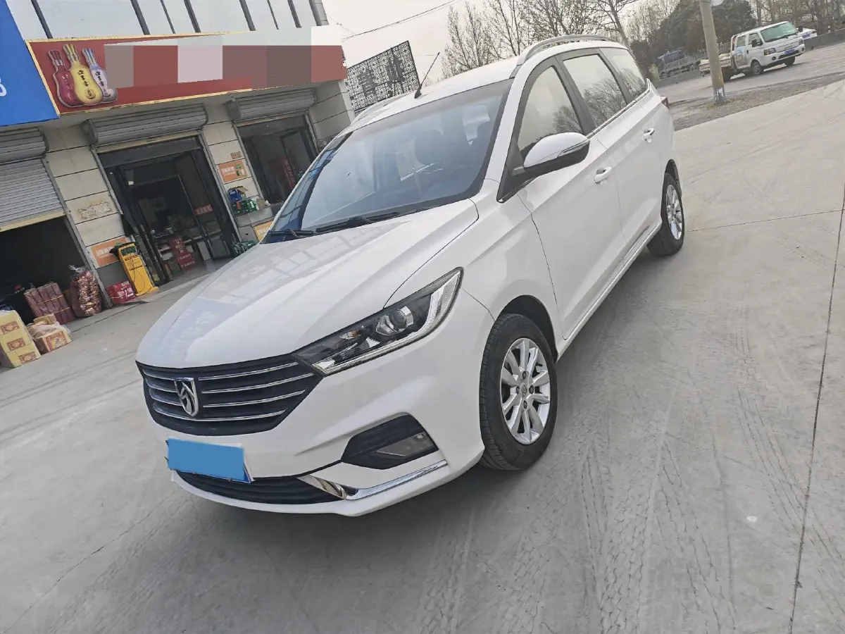 2018 BaoJun 360 1.5L 112HP L4 6MT,autocango,china used car exporter,china ev exporter,chinese used car exporter,chinese used ev exporter