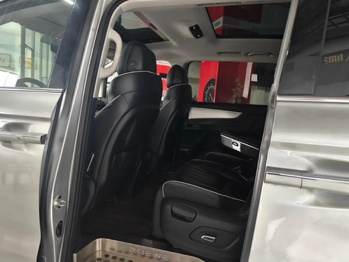 2021 Roewe iMAX8 2.0T 234HP L4 8AT,autocango,china used car exporter,china ev exporter,chinese used car exporter,chinese used ev exporter