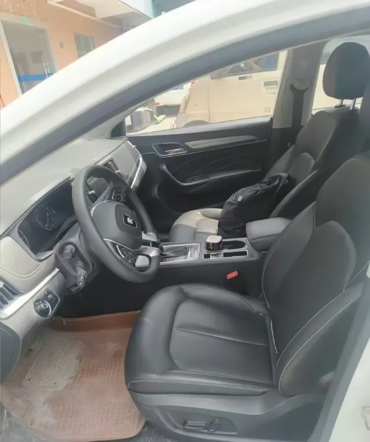 2020 Roewe i6 1.6L 125HP L4 CVT,autocango,china used car exporter,china ev exporter,chinese used car exporter,chinese used ev exporter